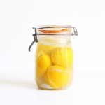 Citrons confits au sel en saumure