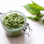 Bocal de pesto d'ortie